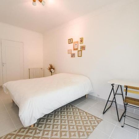 Charmant Logement Plein Pied Au Coeur Du Village Castelculier Exterior photo