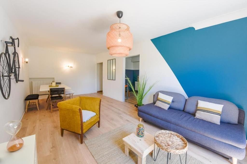 Charmant Logement Plein Pied Au Coeur Du Village Castelculier Exterior photo
